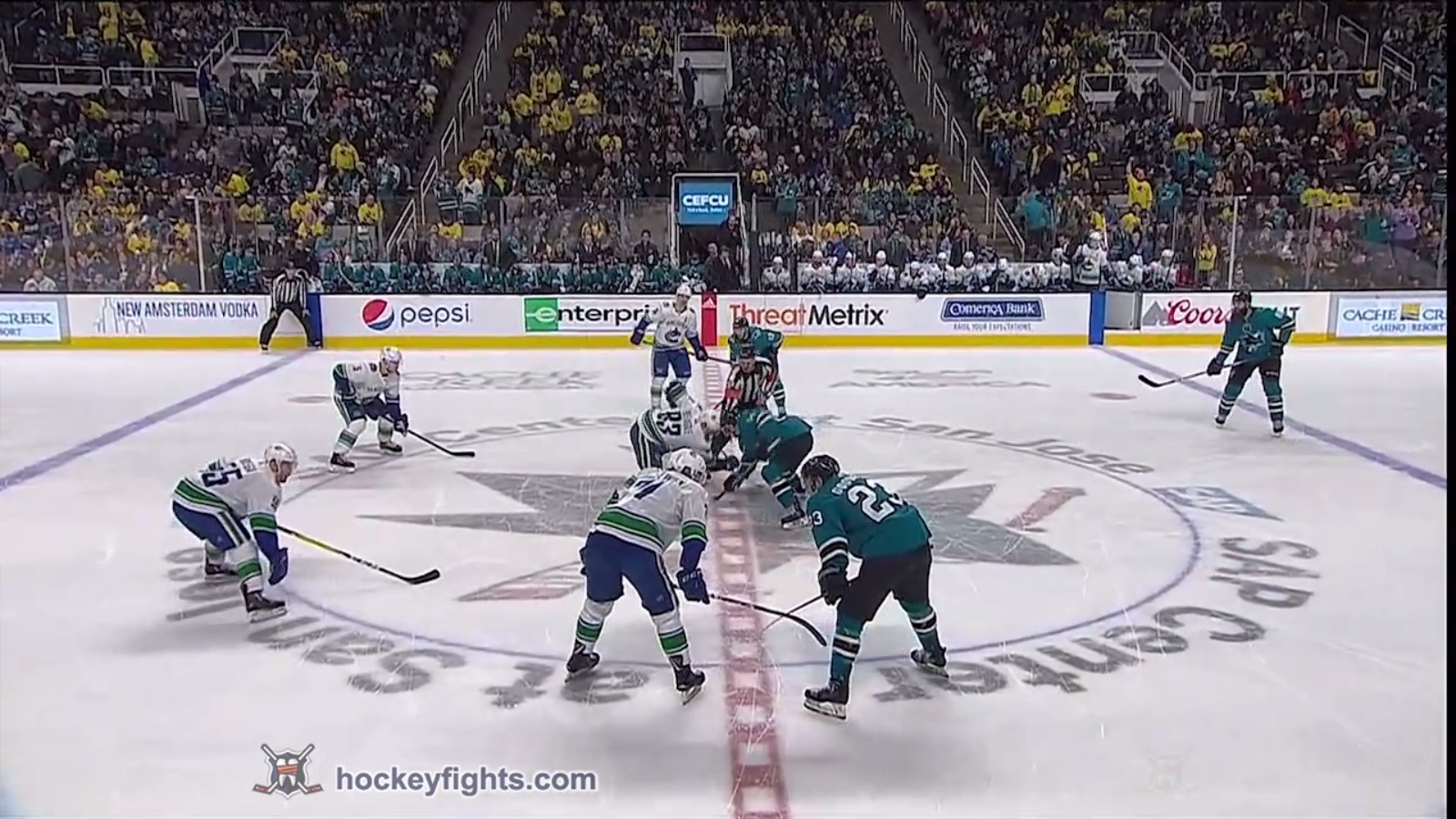 Zack MacEwen vs Barclay Goodrow