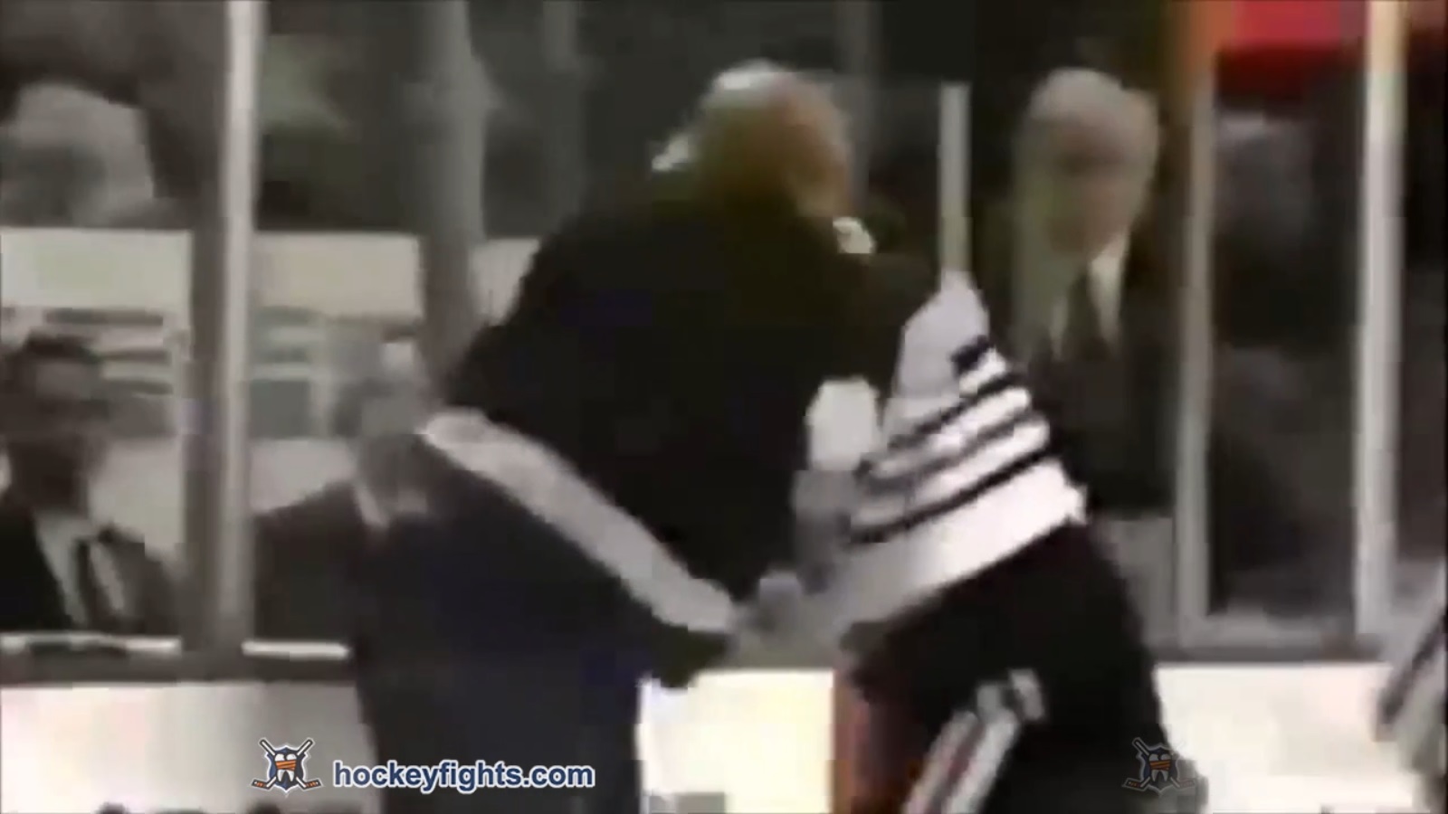 Donald Brashear vs Bob Probert