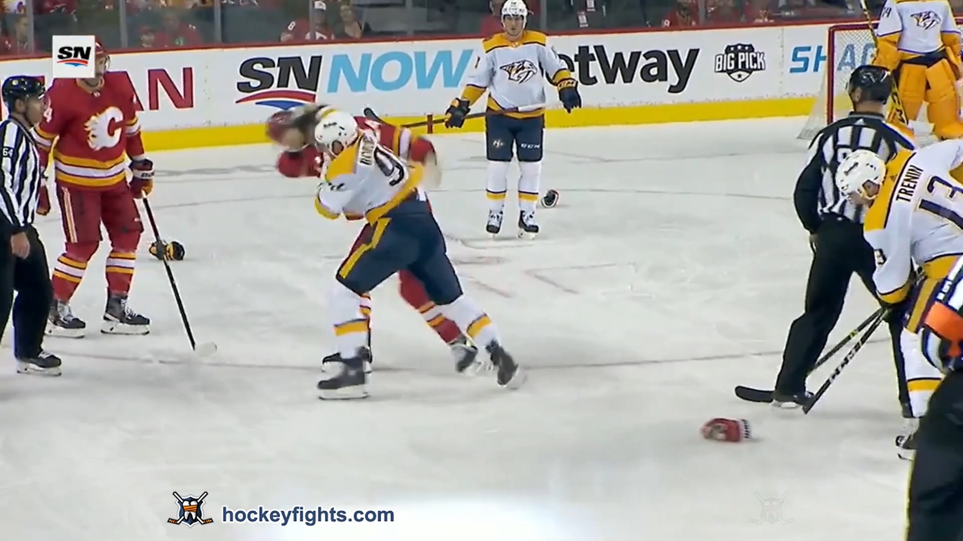Brett Ritchie vs. Mark Borowiecki
