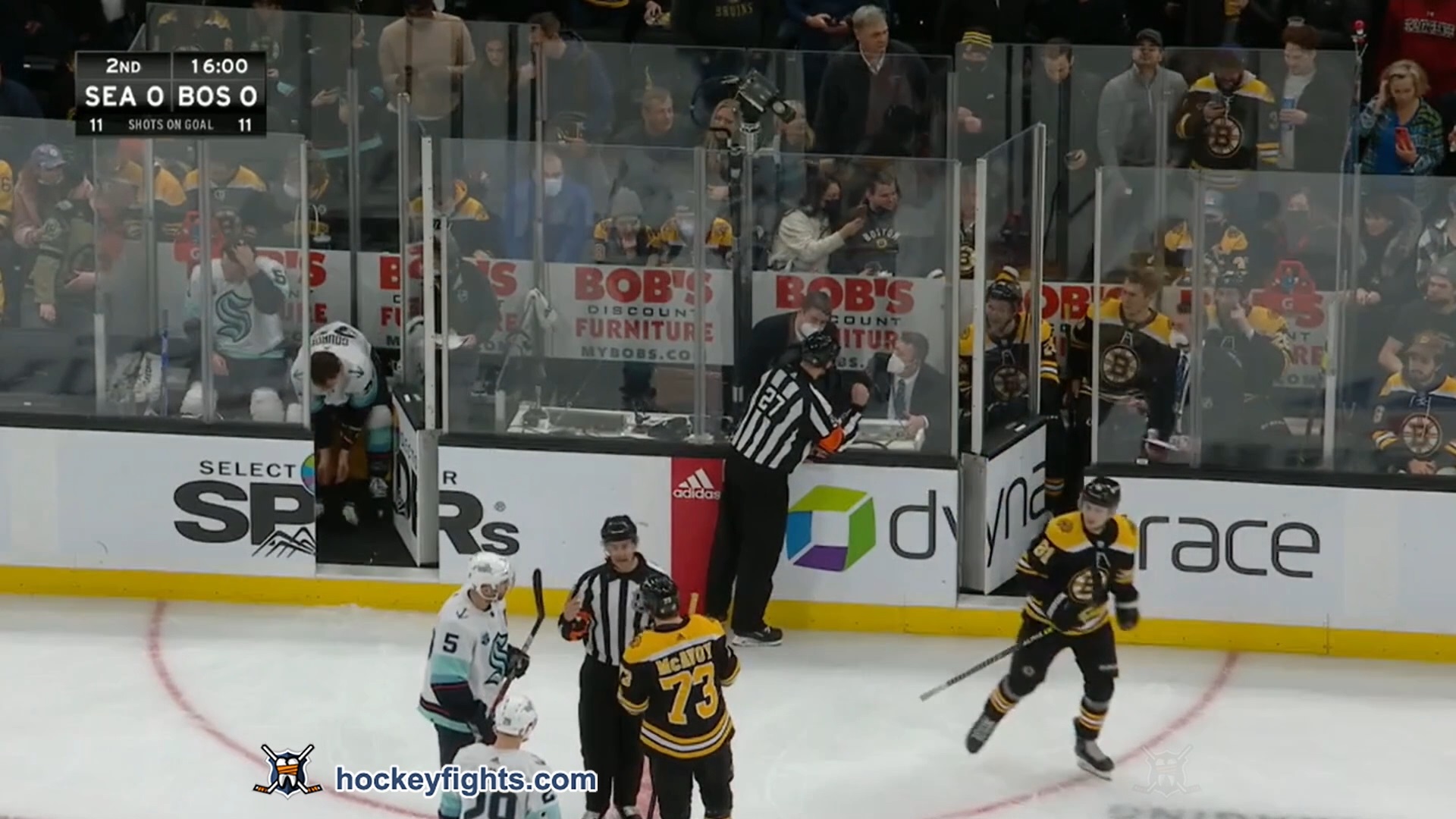 Jeremy Lauzon vs Derek Forbort