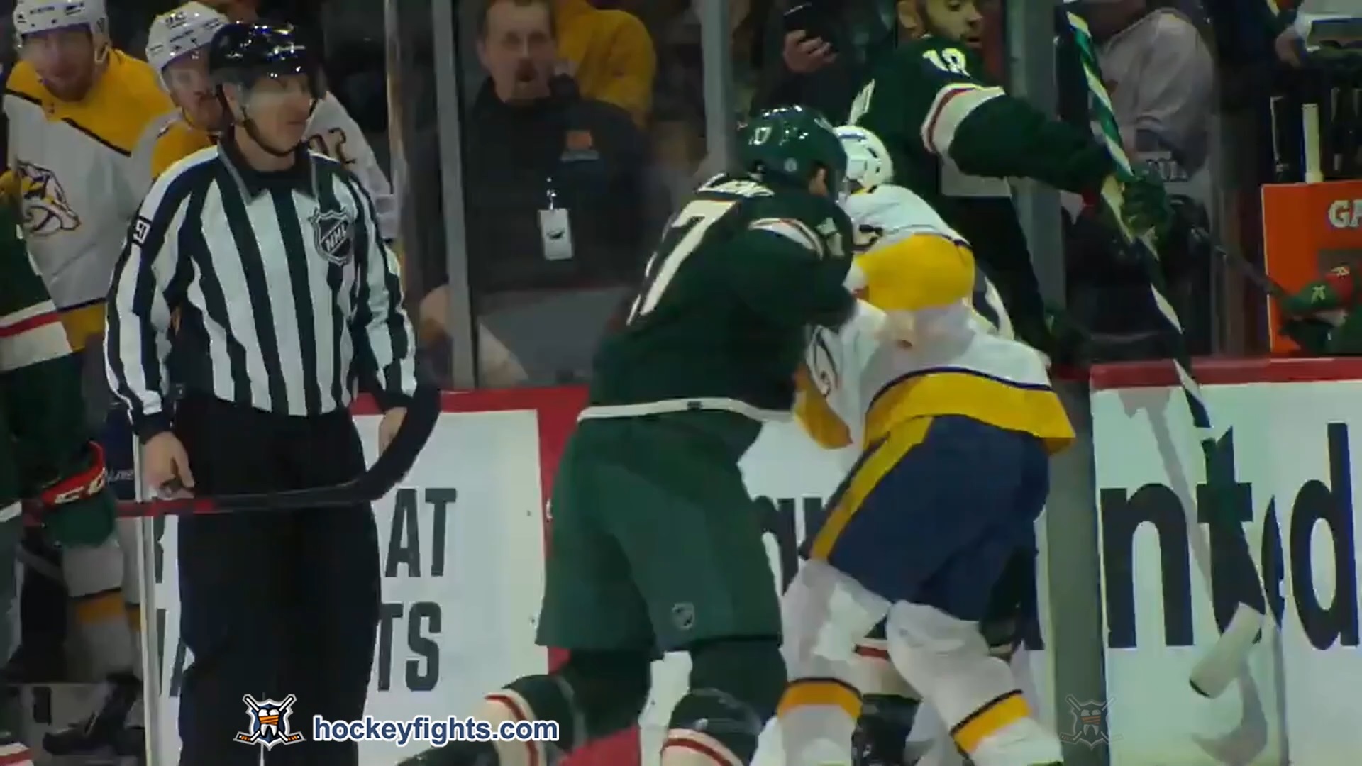 Marcus Foligno vs. Luke Kunin