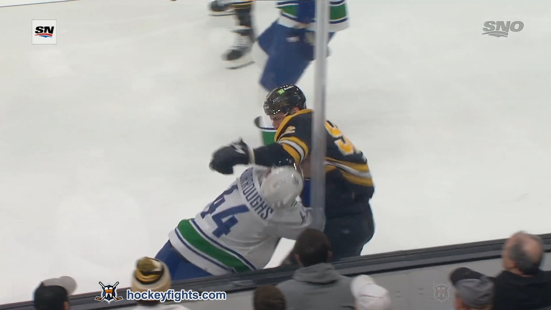 Tomas Nosek vs. Kyle Burroughs