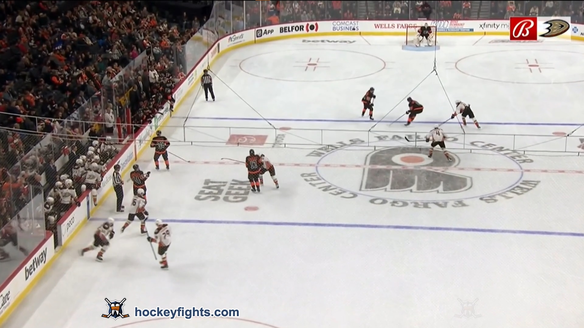 Zack MacEwen vs. Maxime Comtois