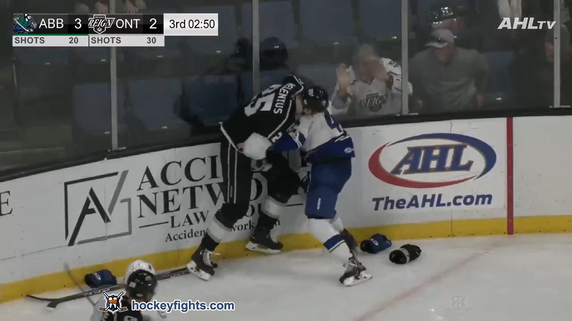 Samuel Helenius vs. Jett Woo